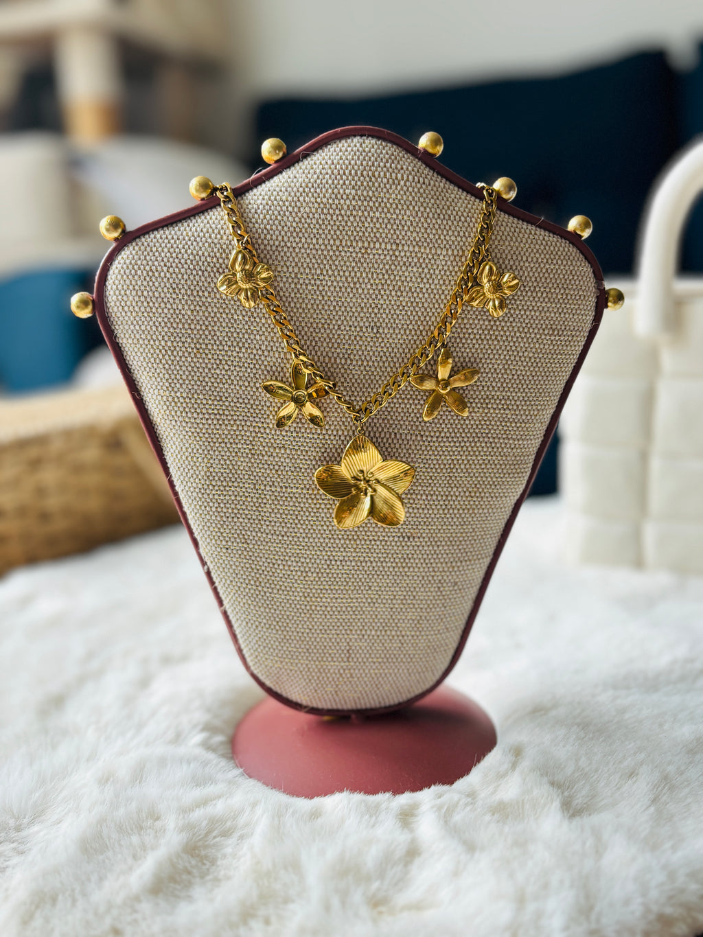 Collier Flora