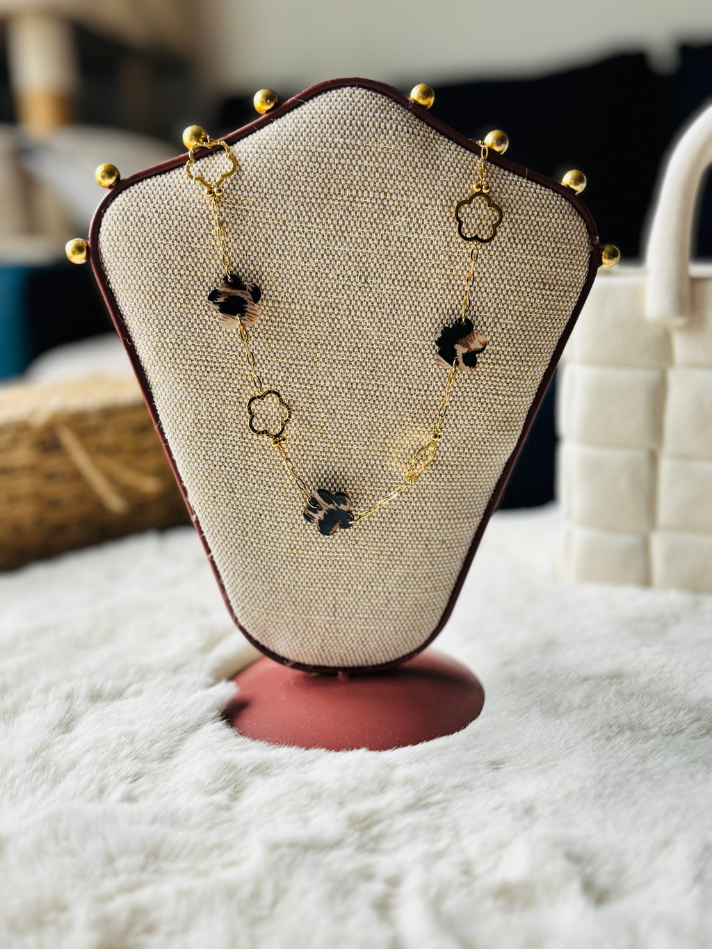 Collier Elo