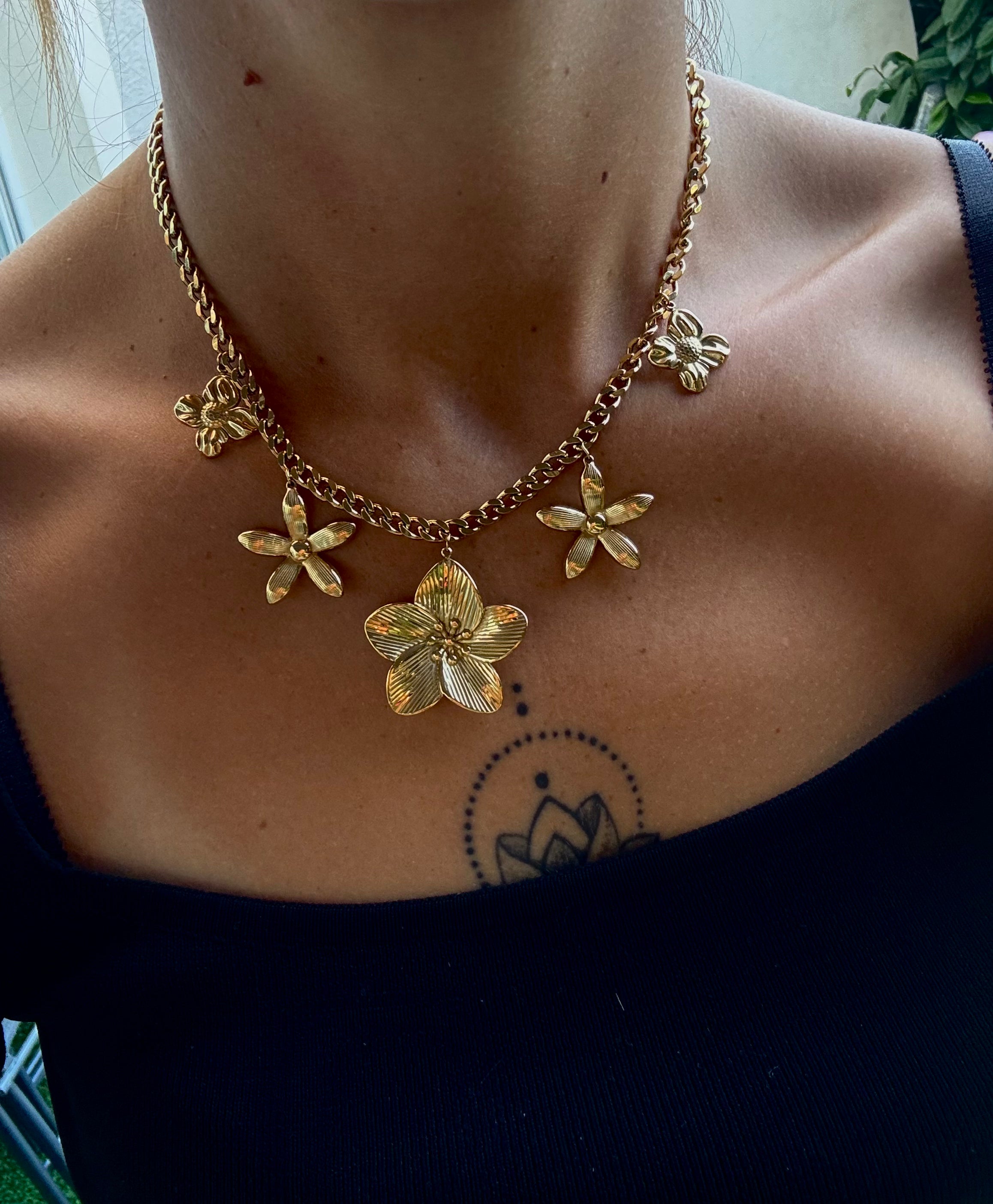 Collier Flora